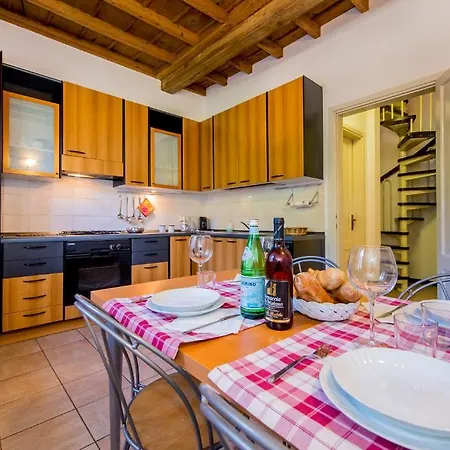 Apartment Le Residenze Del Conte Agudio *